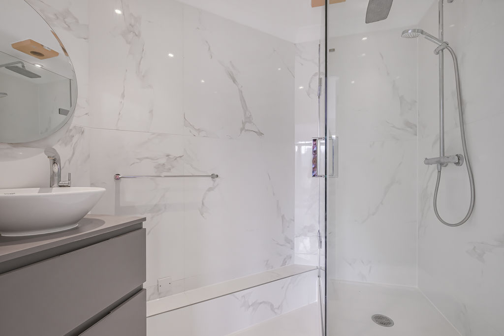 Photo 19- click for photo gallery